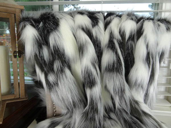 Faux Fur Throw Blanket 60x72 – Fluffy, Modern Sofa & Bed Throw