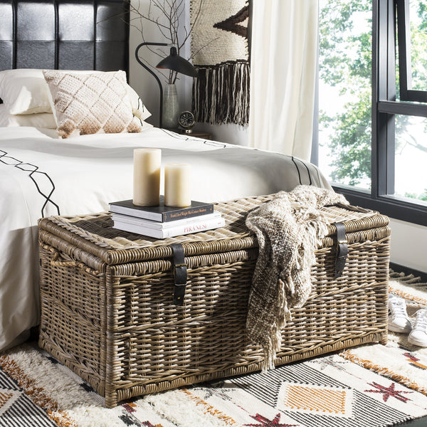 Wicker Storage Trunk with Flip-Top Lid