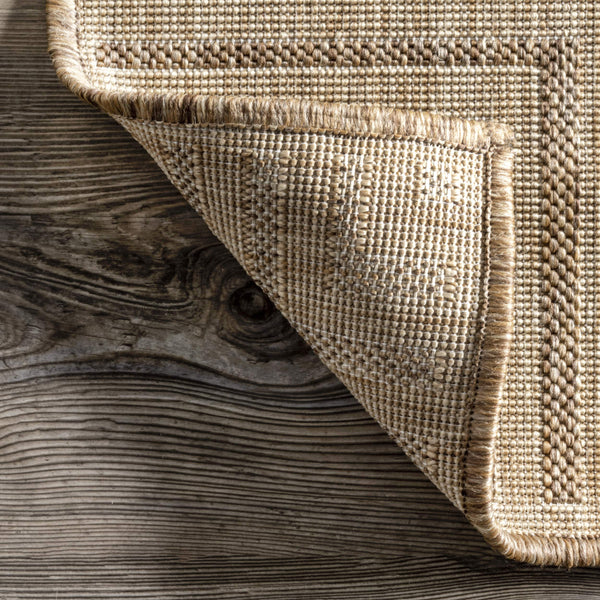 5x8 Indoor Outdoor Area Rug – Light Brown Striped Border