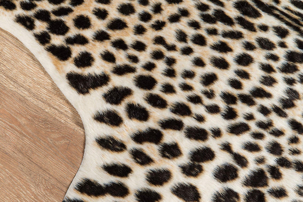 Faux Animal Hide Area Rug – Cheetah Print, Round 7'10"