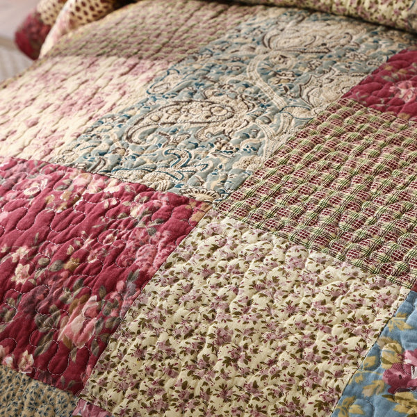 Cotton Patchwork Floral Quilt Set