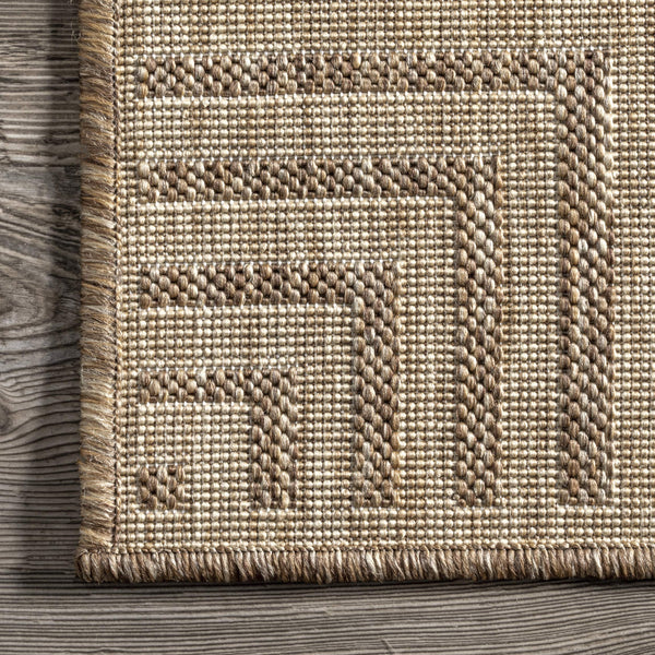 5x8 Indoor Outdoor Area Rug – Light Brown Striped Border