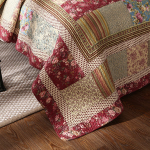 Cotton Patchwork Floral Quilt Set