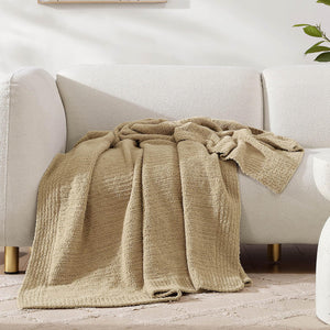 Snug Throw Blanket – Soft Oversized Lightweight Microfiber